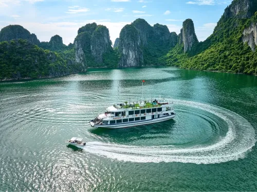 ĐẶT VÉ DU THUYỀN SOTANA THĂM VỊNH HẠ LONG